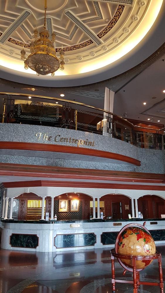 The Centrepoint Hotel Bandar Seri Begawan Exterior photo